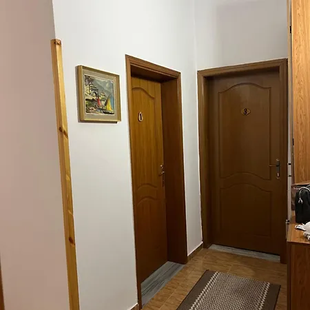 Pensionat Dd 3 Berat