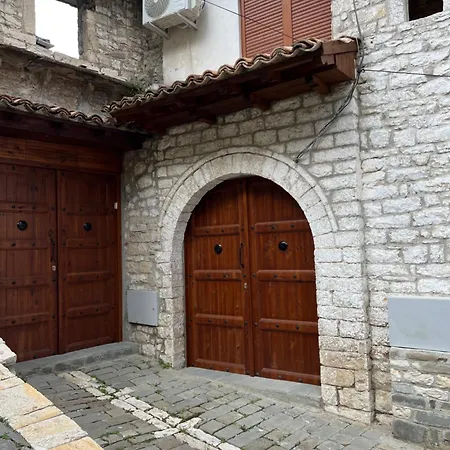 Guest House Gjergo, OLD TOWN Maison d'hôtes 3*