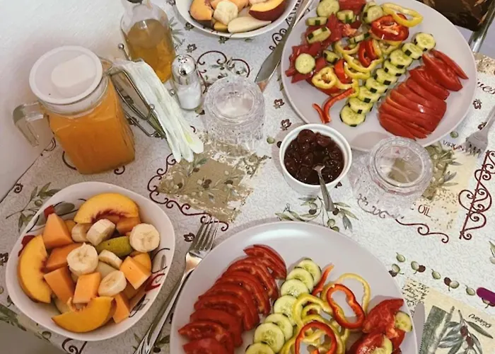 Xhulio Castle Walk Penzion 3*