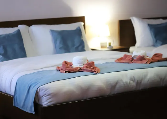 Xhulio Castle Walk Penzion Berat