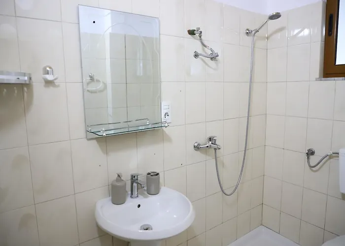 Penzion Xhulio Castle Walk 3*