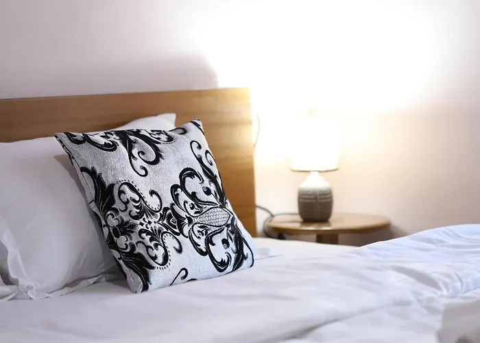 Xhulio Castle Walk 3*